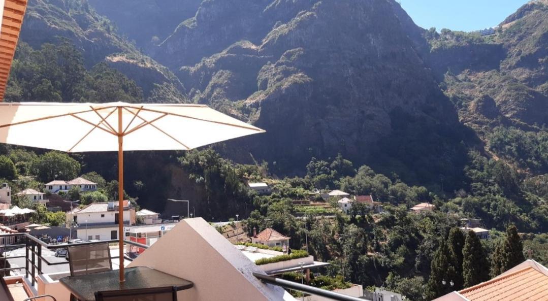 Valley Of Nuns Holiday Apartments Curral Das Freiras Rom bilde