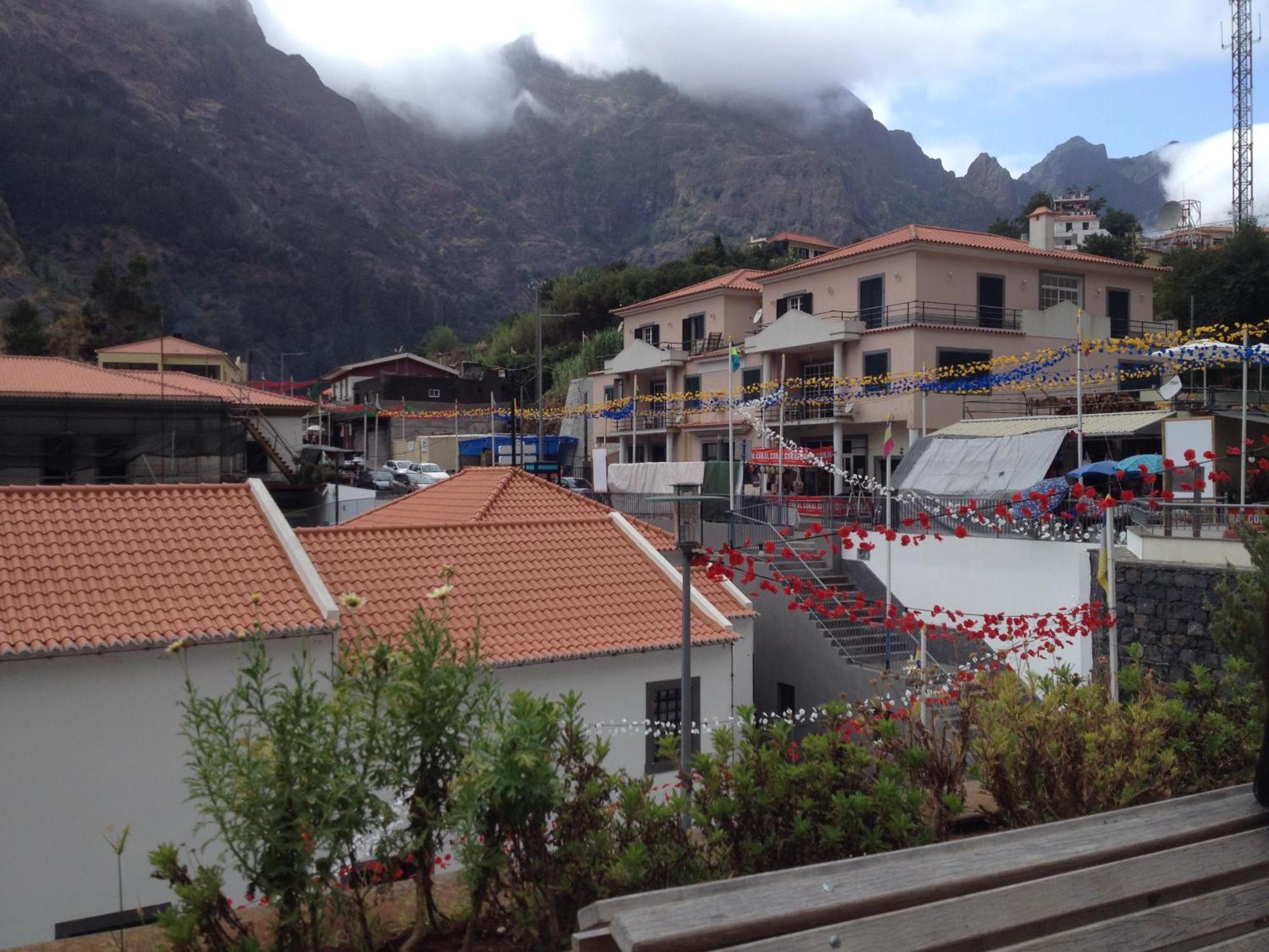 Valley Of Nuns Holiday Apartments Curral Das Freiras Eksteriør bilde