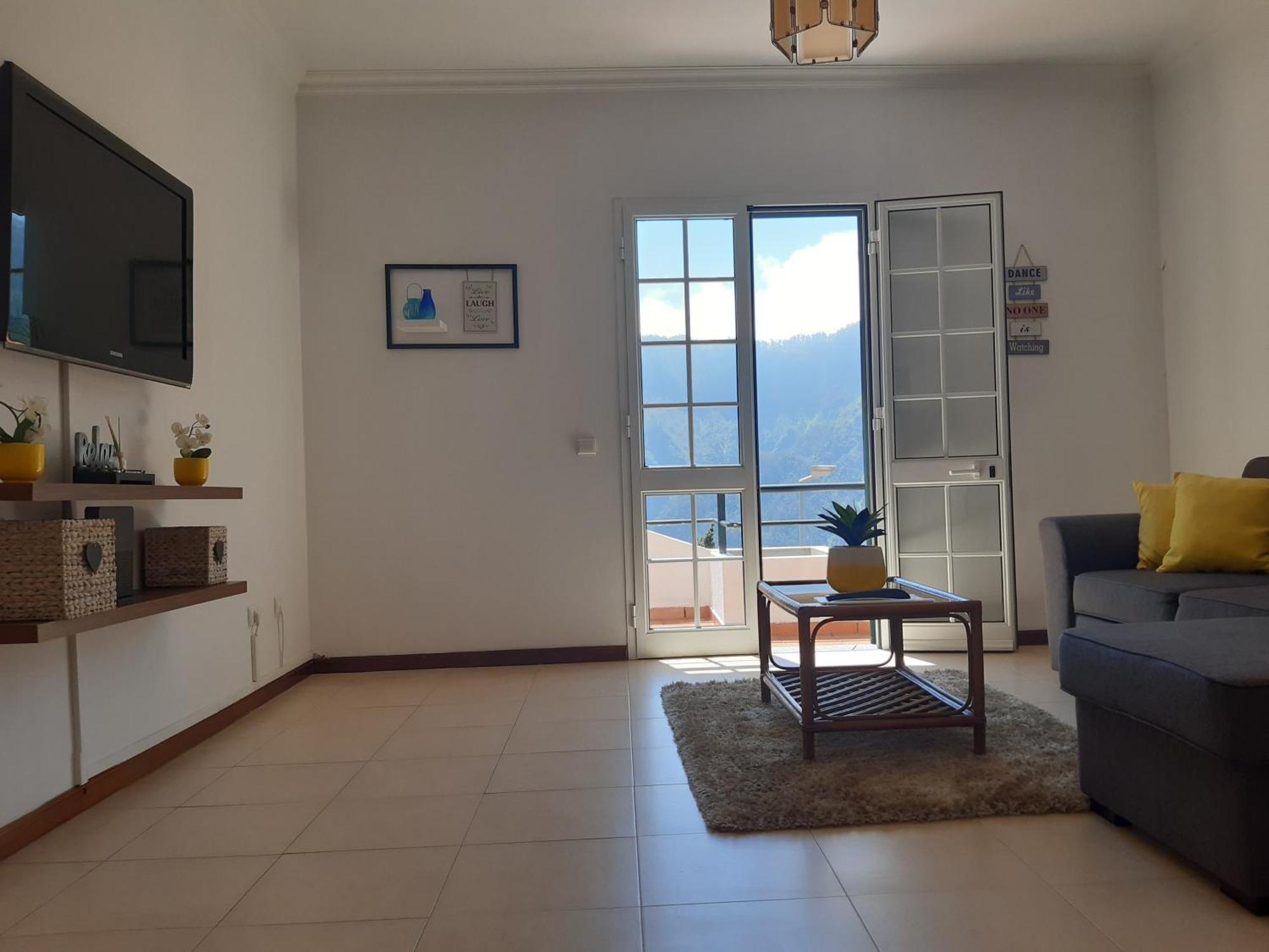 Valley Of Nuns Holiday Apartments Curral Das Freiras Rom bilde