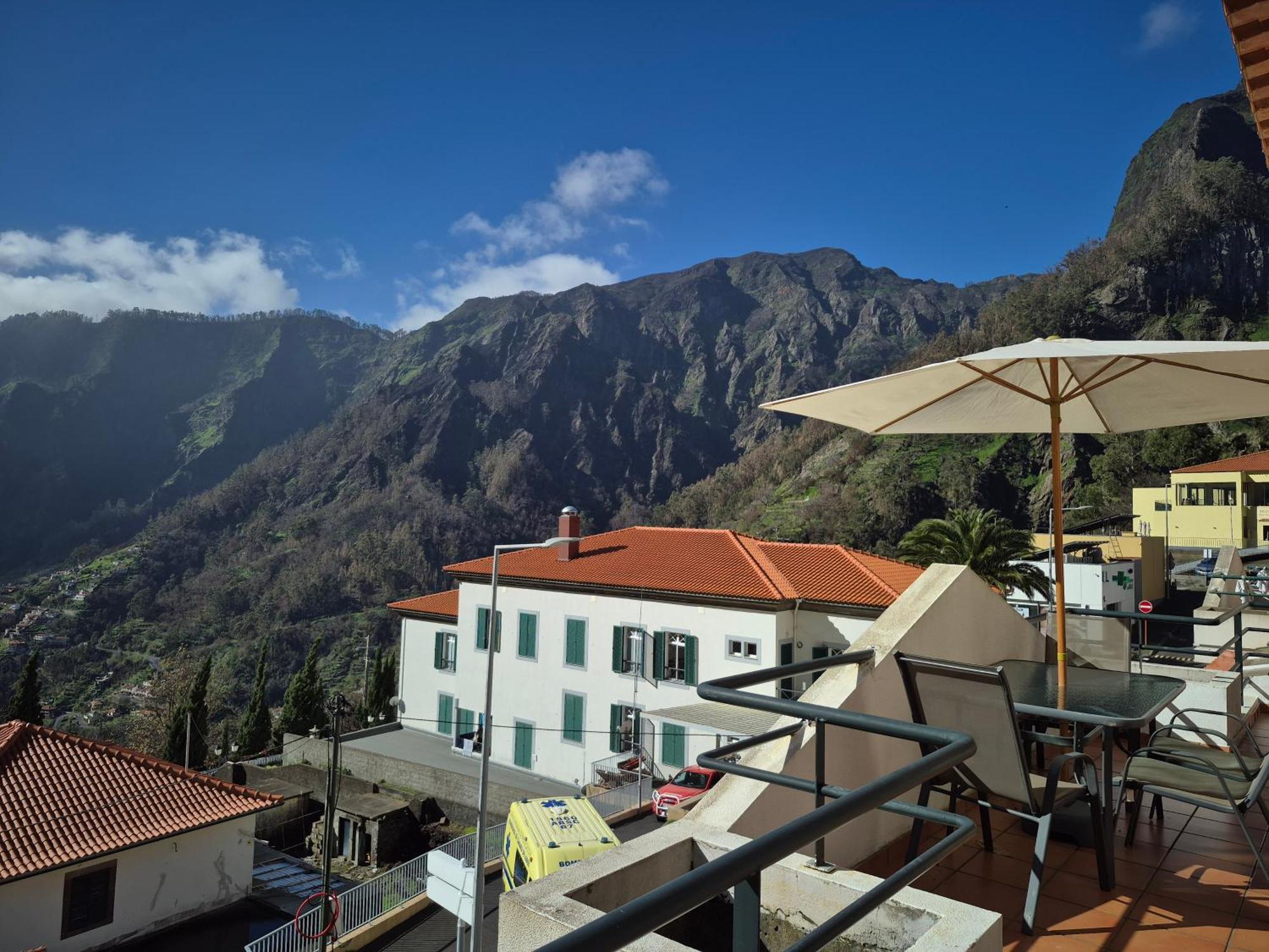 Valley Of Nuns Holiday Apartments Curral Das Freiras Eksteriør bilde